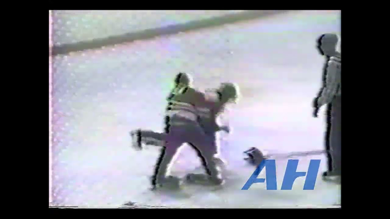 OHL Oct. 13, 1985 Ron Bernacci,HAM v Chris Vickers,OTT (HL) Hamilton Steelhawks Ottawa 67's