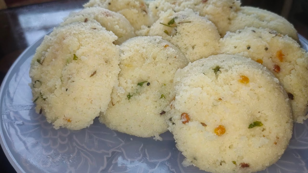 How to make Idli with Upma rava |  Suji Idli | ఉప్మా రవ్వ తో ఇడ్లీ లు | idly recipe |upma rava idli