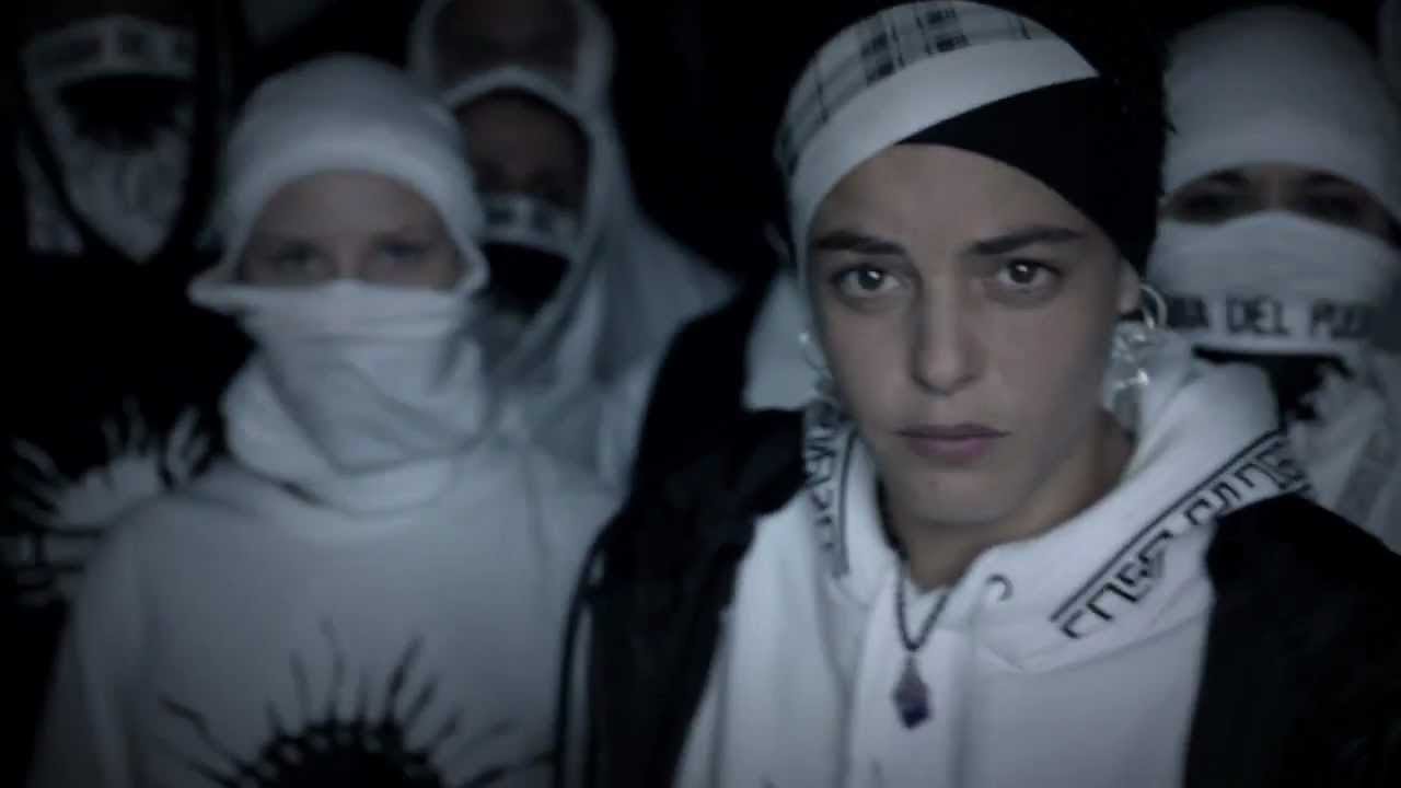 Keny Arkana - Gens Pressés (Clip Officiel)