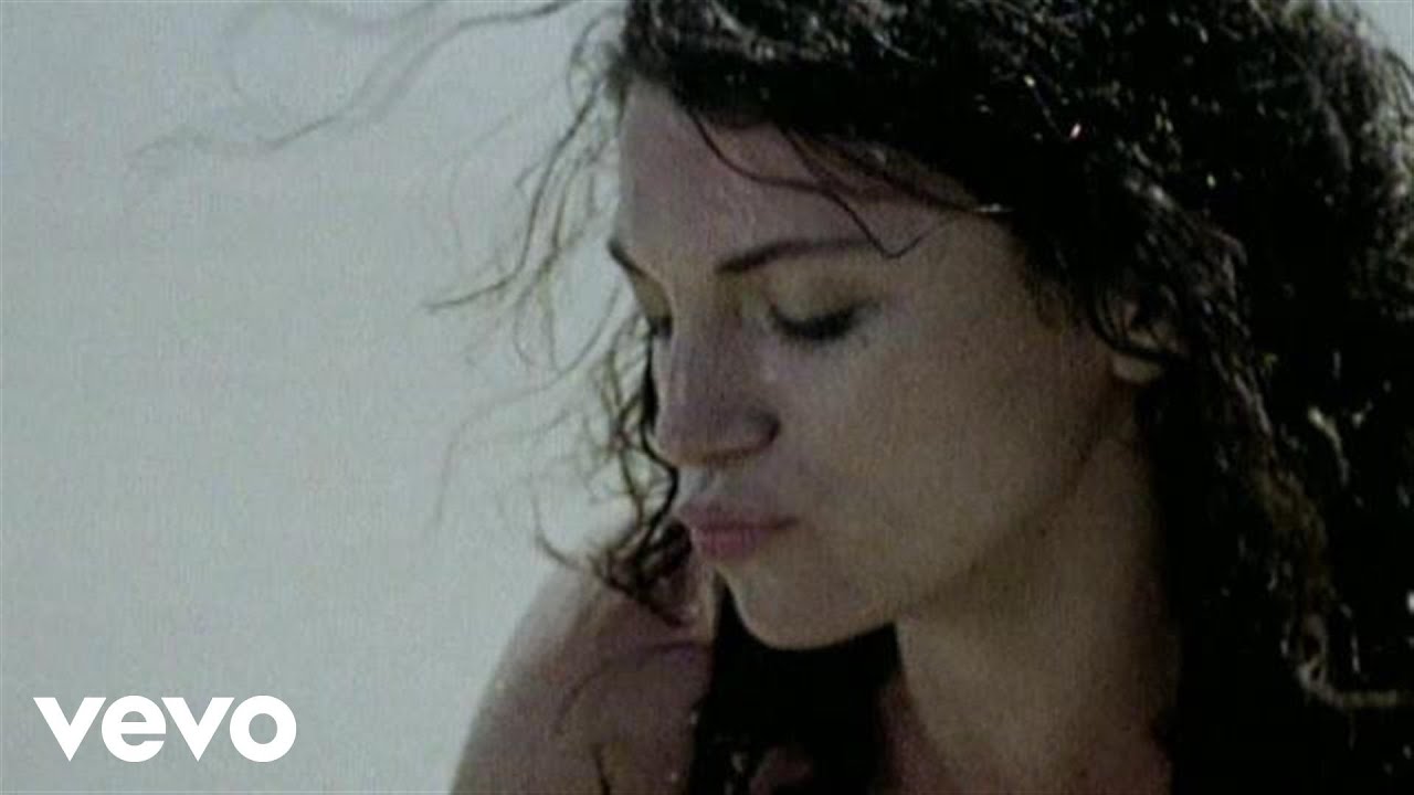 L'Aura - Today (videoclip)