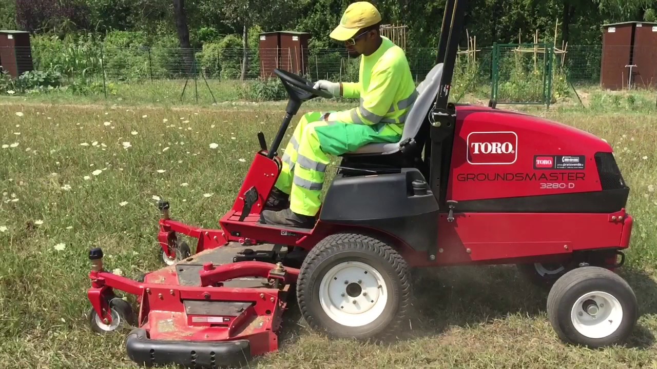 TORO GROUNDMASTER 3280D