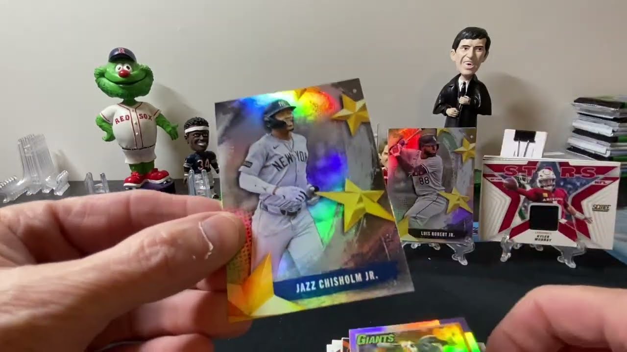 Episode 238 - Awesome Autographs and More!