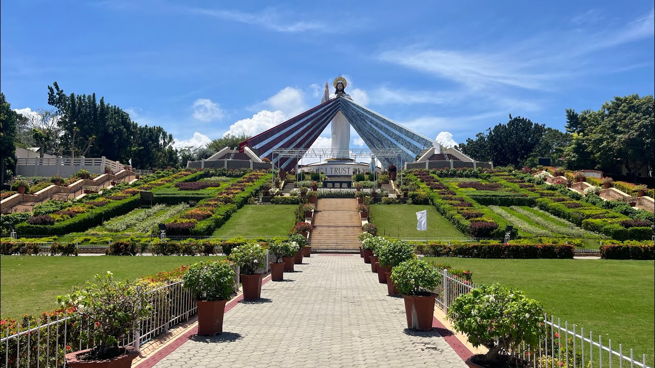 PRAY & LOVE Tv is live!