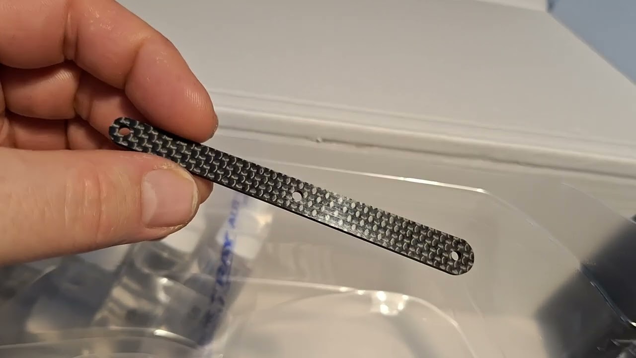 XRAY XB8E 24 UNBOXING UPGRADES COMING SOON www.customcoatingsandracing.co.uk