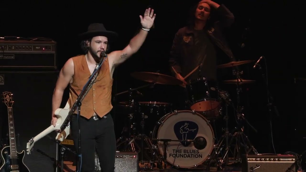 Pedro - Morning Blues (Live at The Orpheum)
