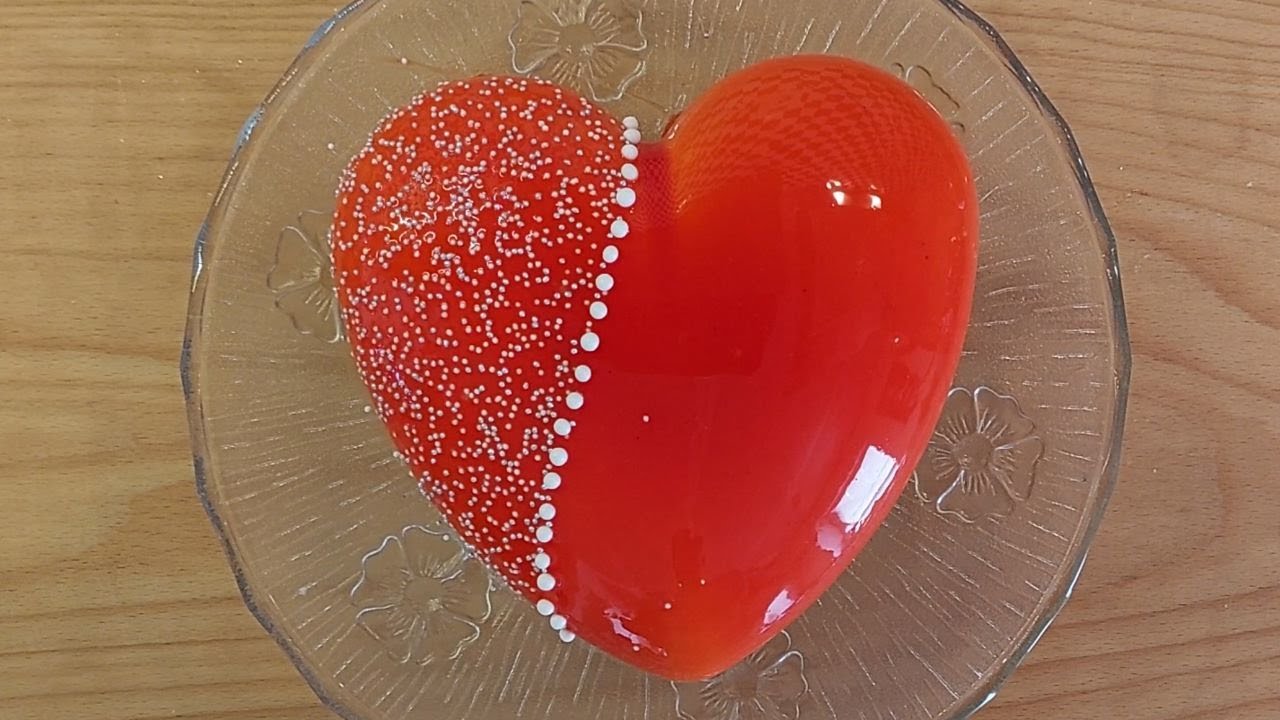 Herzklopfen, Kuchen mit Spiegelglasur/Heart palpitations, cake with mirror glaze