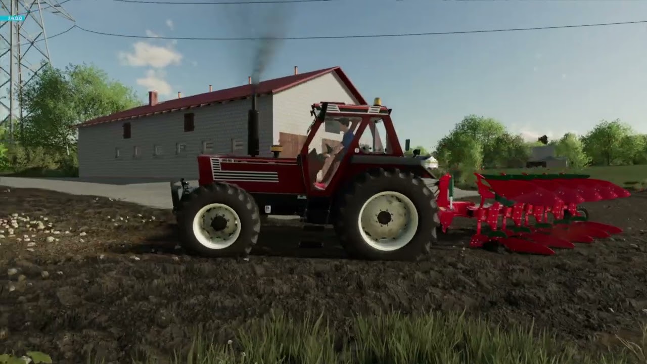 Oram kawałek pola koło obory. Fiat nie dawał sobie rady. Nie wiem dlaczego ?