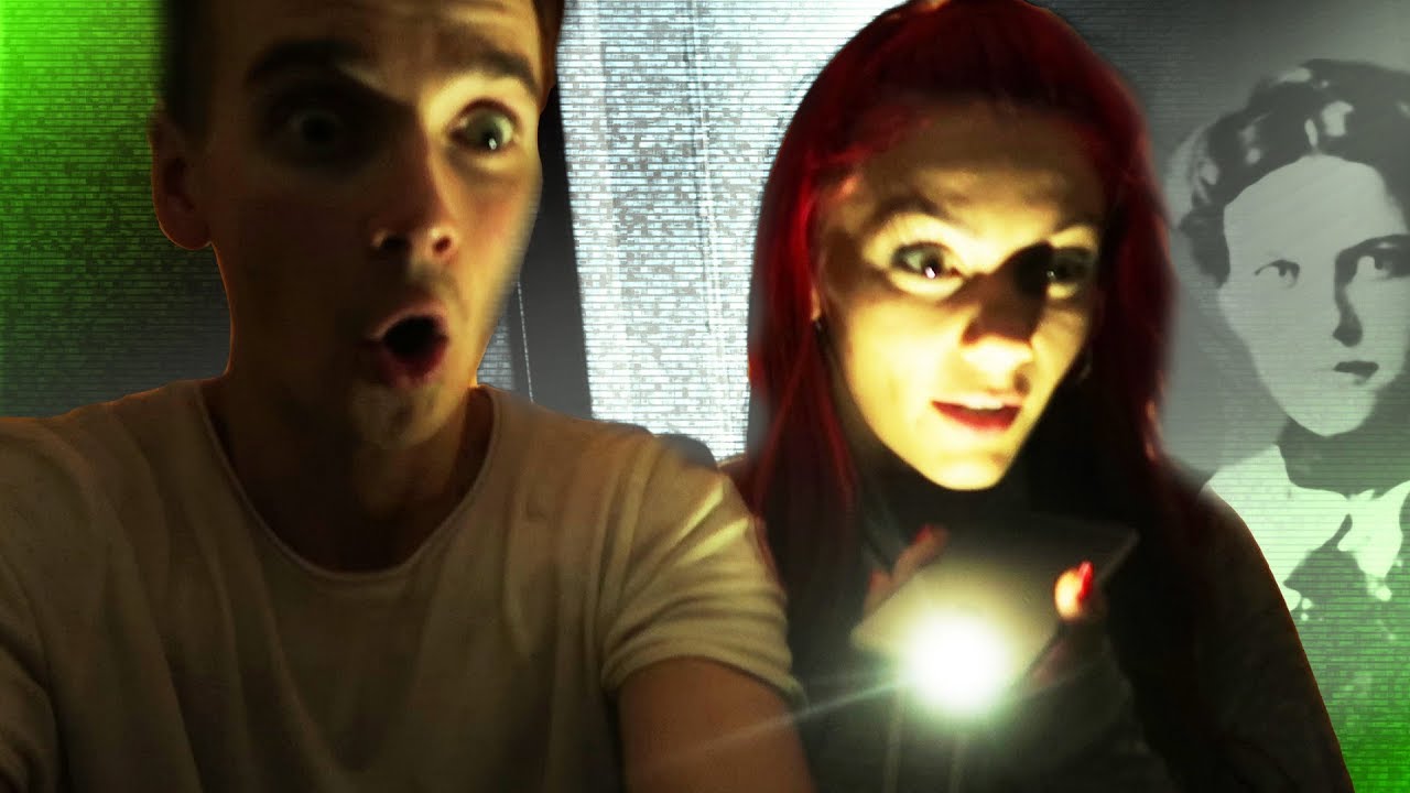 EXPLORING A HAUNTED DANCE STUDIO!