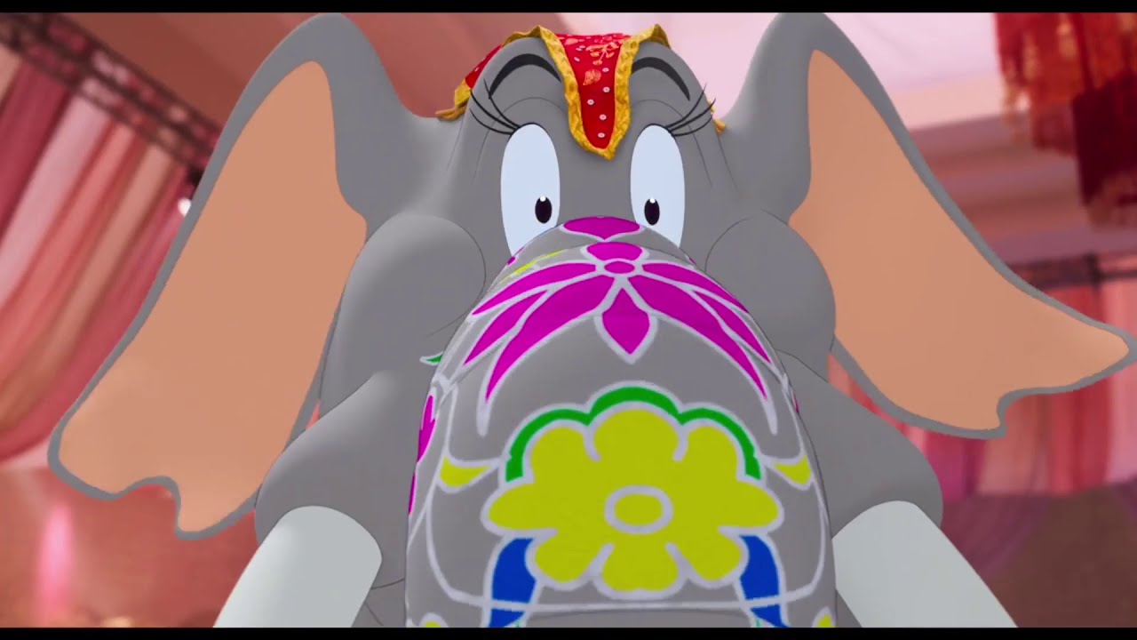 Tom & Jerry (2021): Malcolm's Cork Butt Shot
