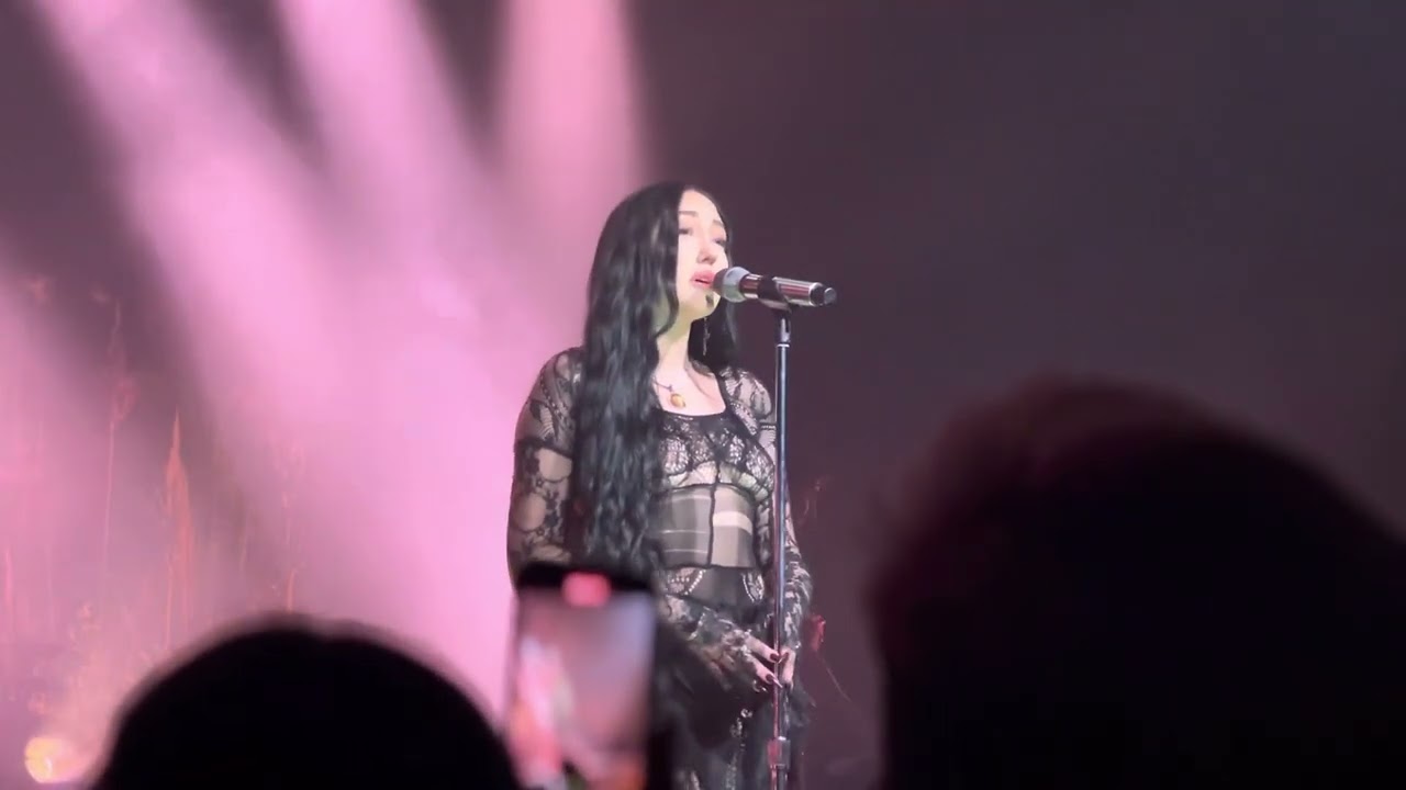 Noah Cyrus - Noah (Stand Still) - Brooklyn Steel 10/19/22