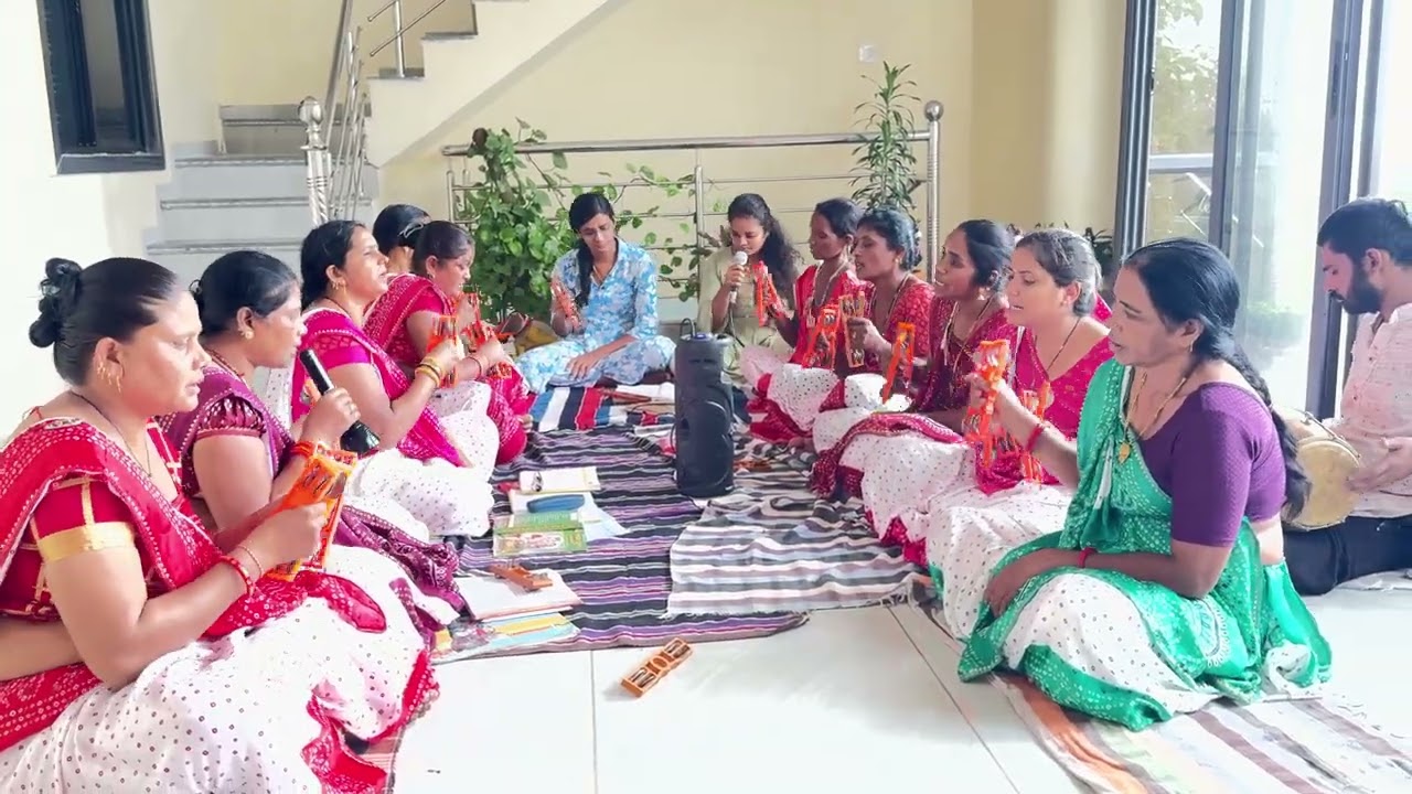 🙏મારે ભક્તિ કરવી છે ભોળાનાથ ની રે🙏લખેલું છે 
