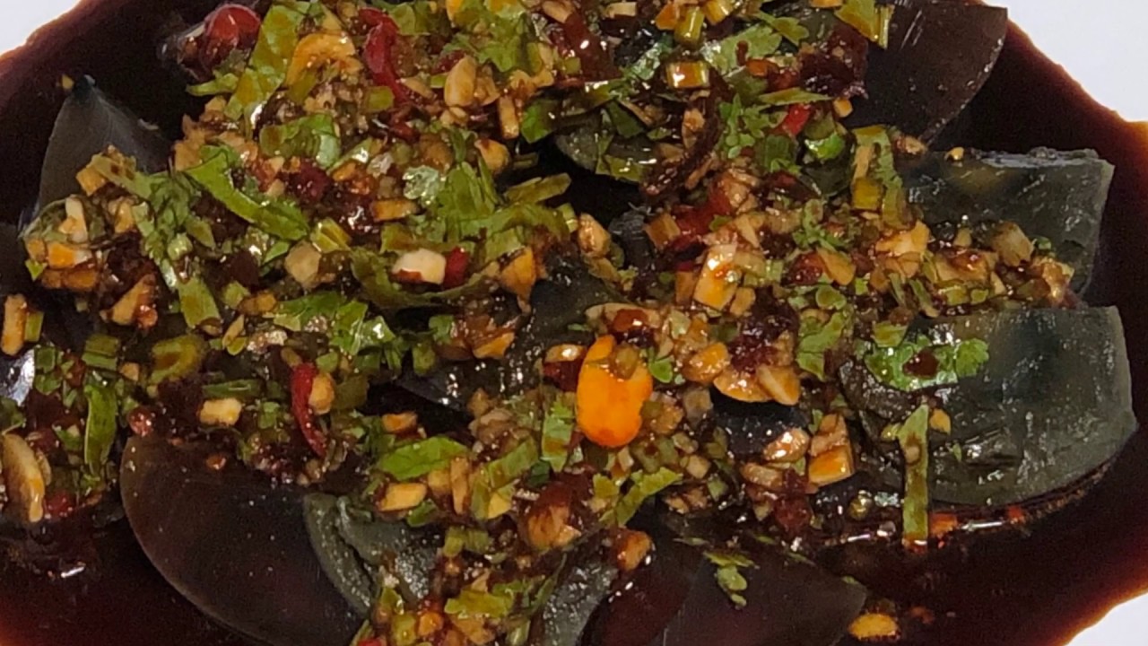 Century egg salad  凉拌皮蛋