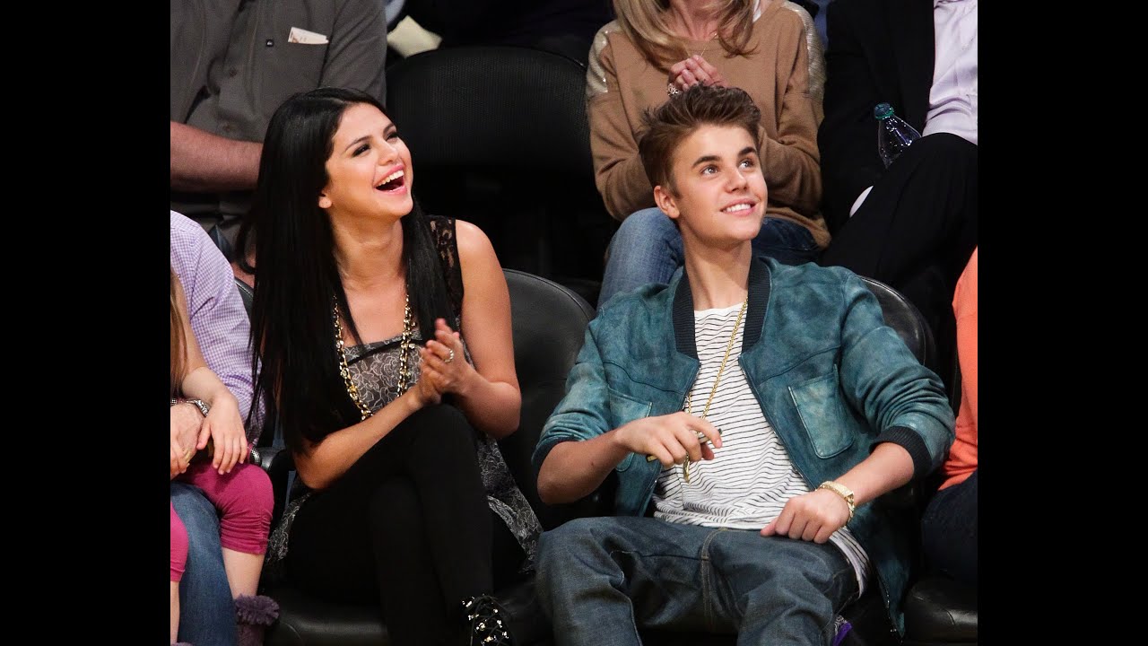 Justin Bieber & Selena Gomez Caught On Kiss Cam