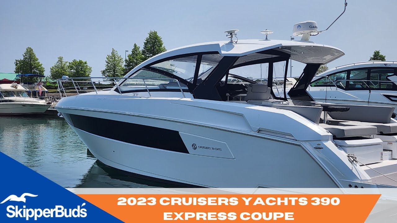2023 Cruisers Yachts 390 Express Coupe Yacht Tour SkipperBud's