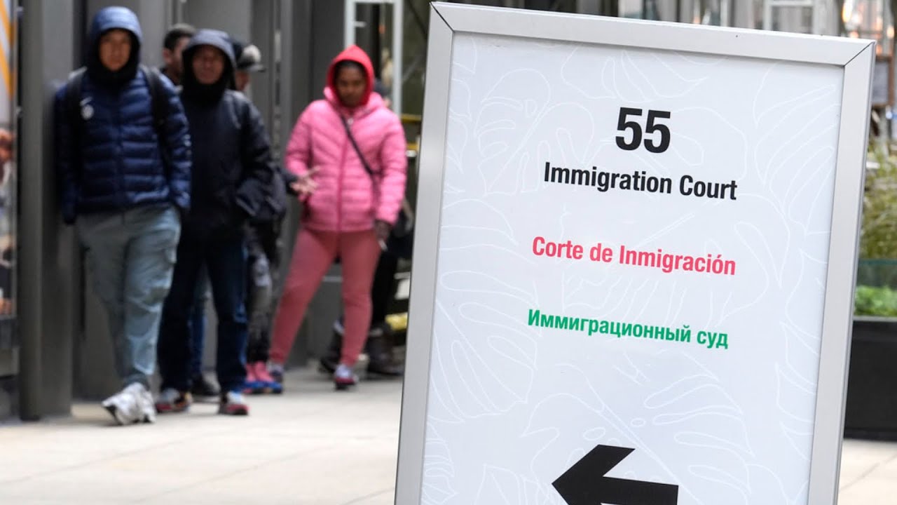 ¿Me pueden deportar mientras acudo a mi cita en la corte? Un abogado responde