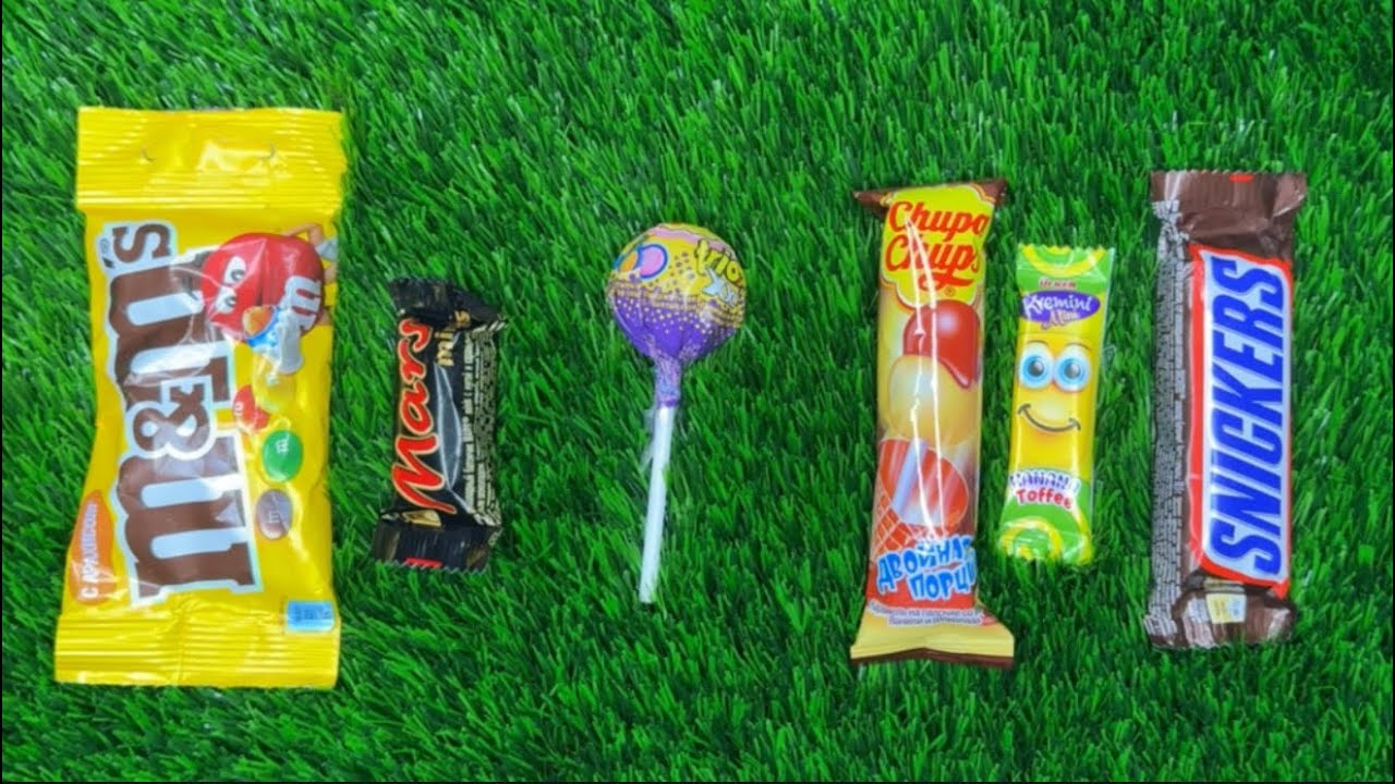 Satisfying video ASMR lollipops candy and Giant gummy candy cutting video ASMR opening candy video