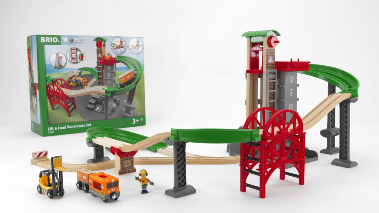 BRIO World - 33887 Lift & Load Warehouse Set