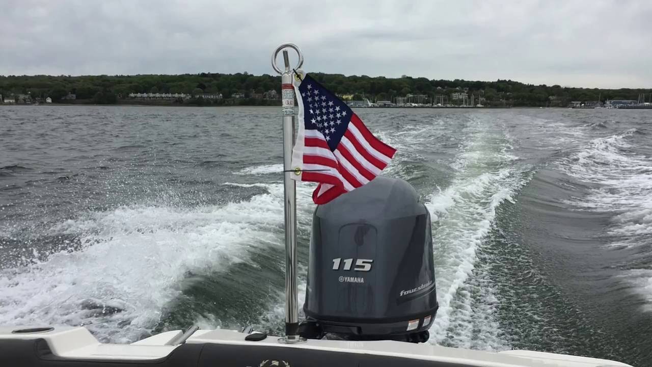Crusing Narragansett Bay in the new Stingray 191