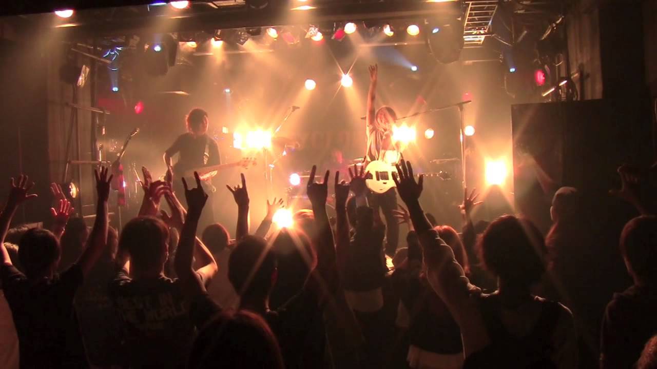 MOMENTS NEVER FADE -The sky is the limit-【Official Music Video】