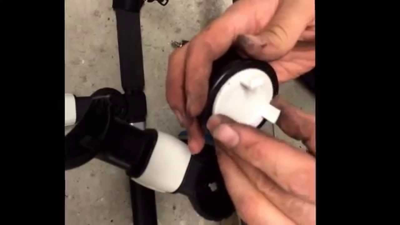 How to Fix the Buttons that Regulate the Seat's Position on Bugaboo Cameleon. No Spareparts Needed!