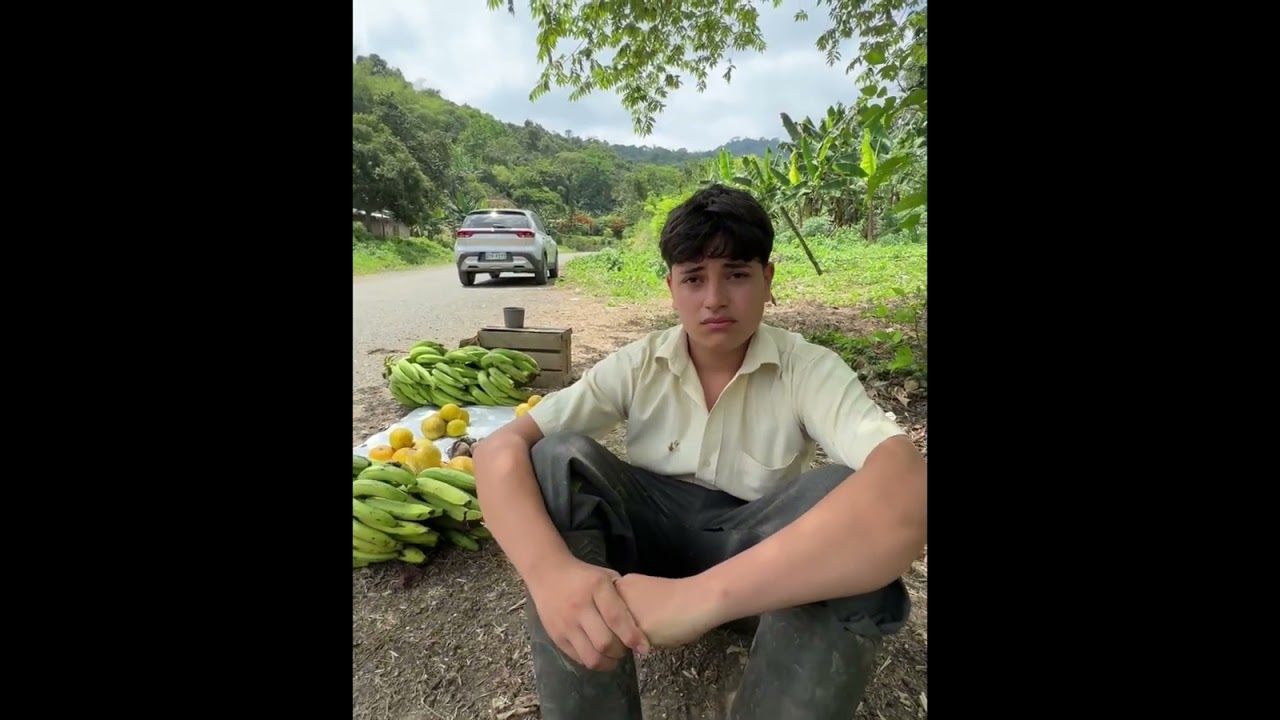 Millonario sorprende a humilde campesino y le cambia la vida con mucho dinero
