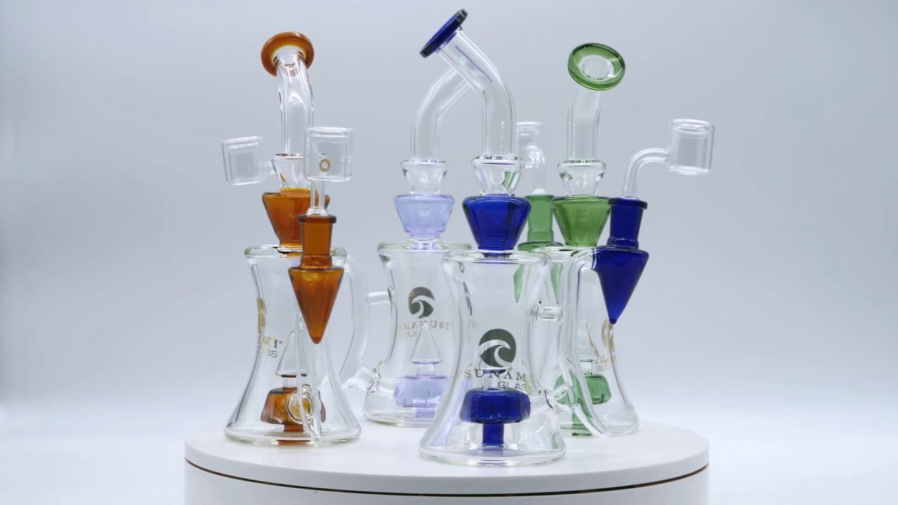 Tsunami Showerhead Pyramid Water Pipe (10