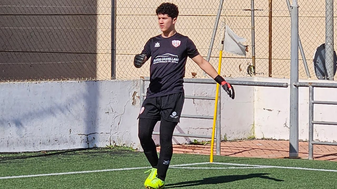 Manuel Fernández Vidal . Portero juventud Sanluqueño cadete A . Temporada 2025/26 