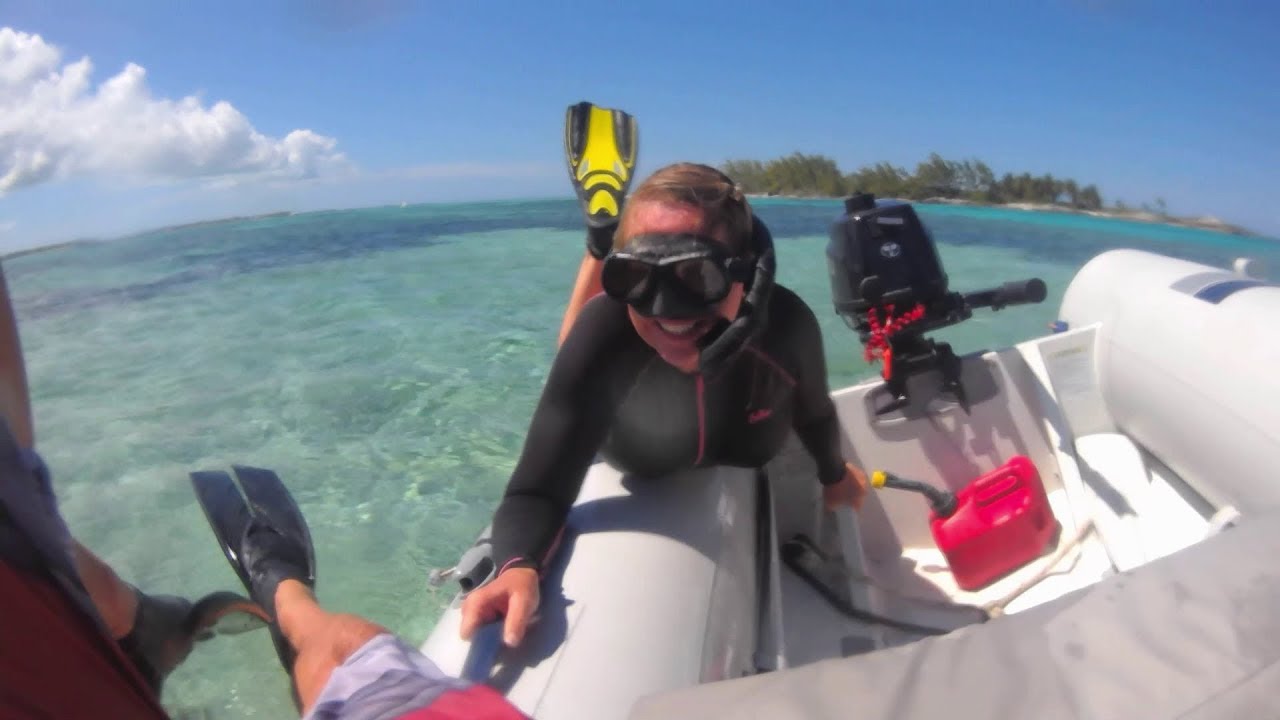 Berry Islands Bahamas Blue Hole at Hoffman's Cay