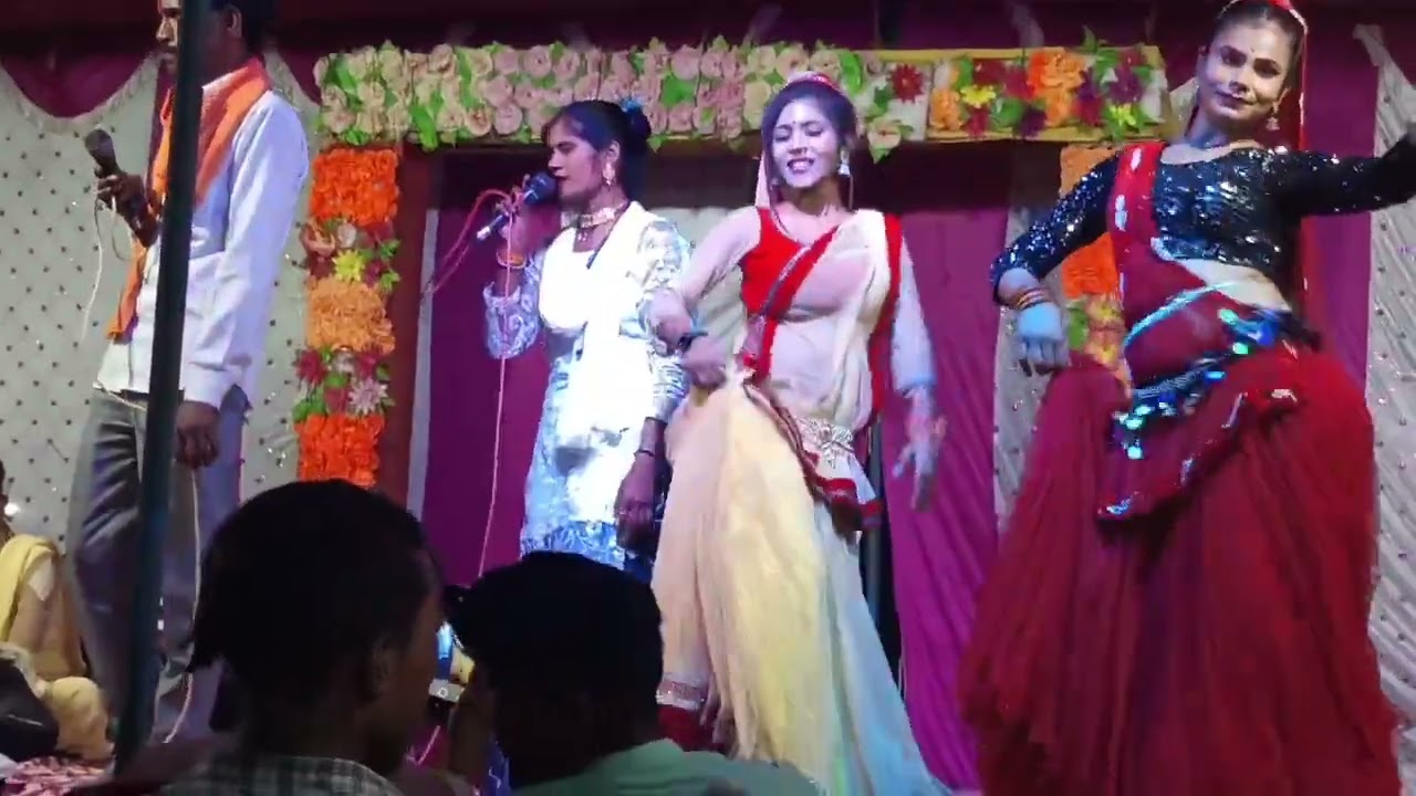 😜Sarke jab pani me paniya Bundeli lookgeet New2025 Sangeeta bharti#dance #viral ##viralvideo
