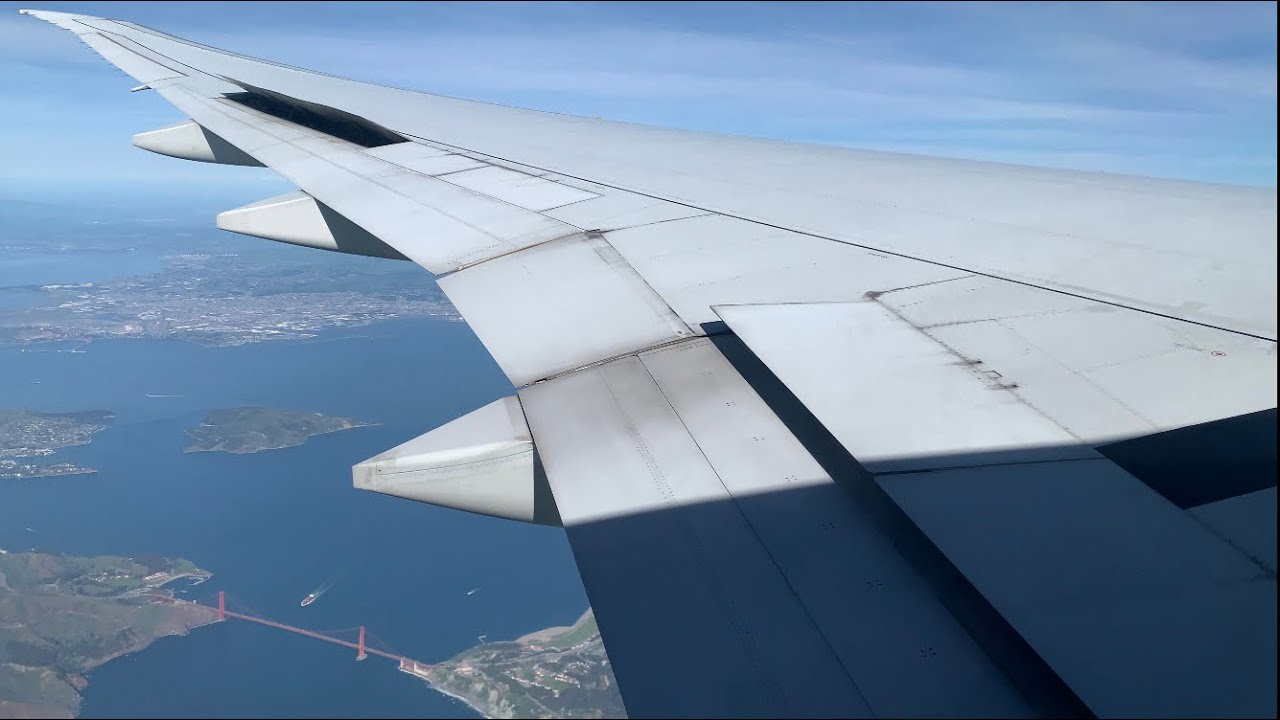 EVA Air BR18 Landing San Francisco