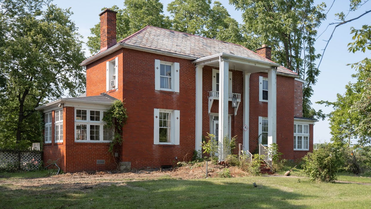 Exploring 1920s Abandoned Colonial Home With Elevator And Retro Kitchen