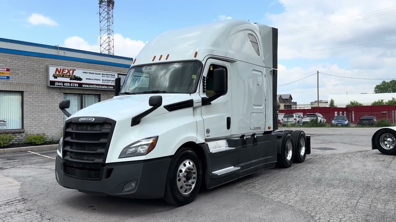 ПРОДАЕТСЯ - Freightliner Cascadia 2020 года выпуска - DD15, DT12, с грузом, APU, ГАРАНТИЯ, НЕБОЛЬ...