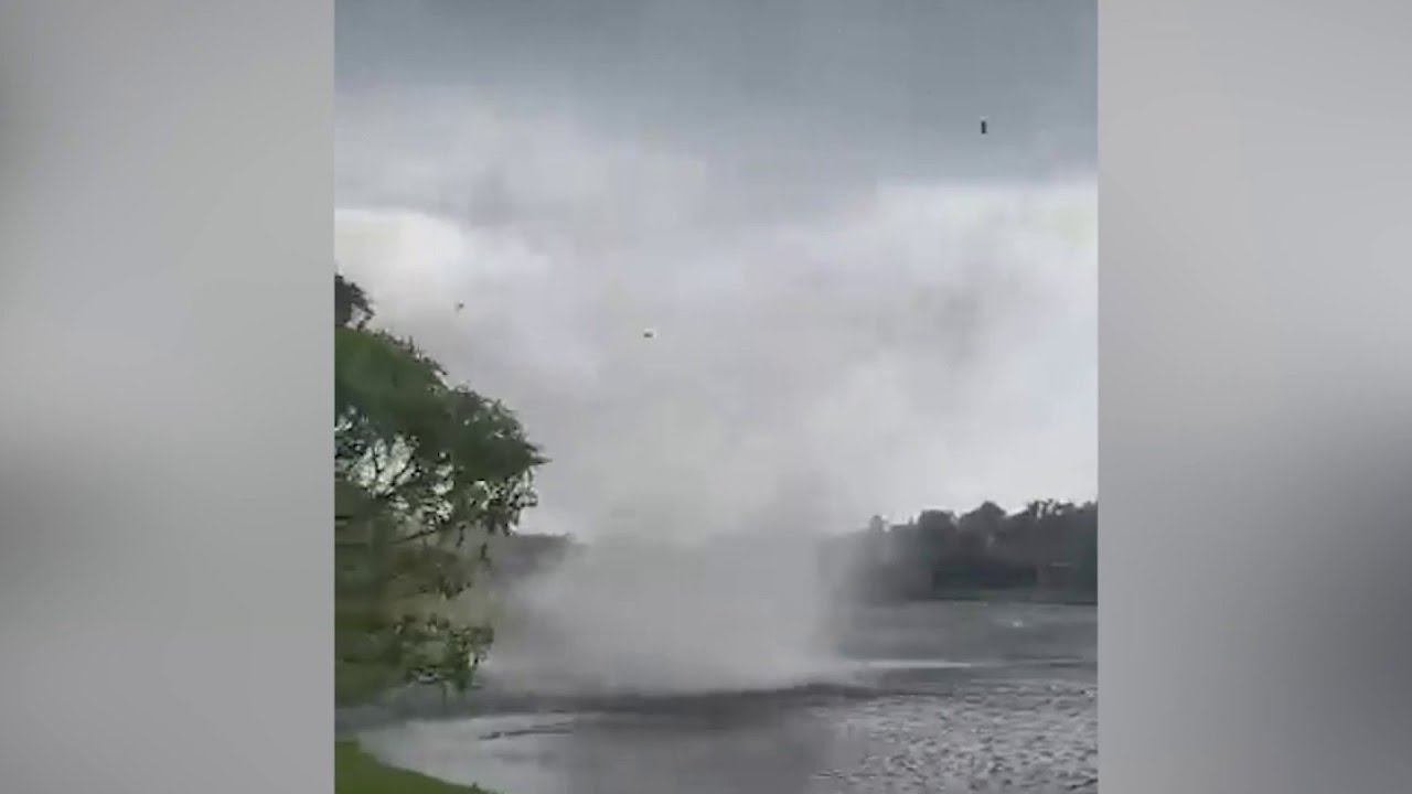 Waterspout caught on camera in Orlando.
