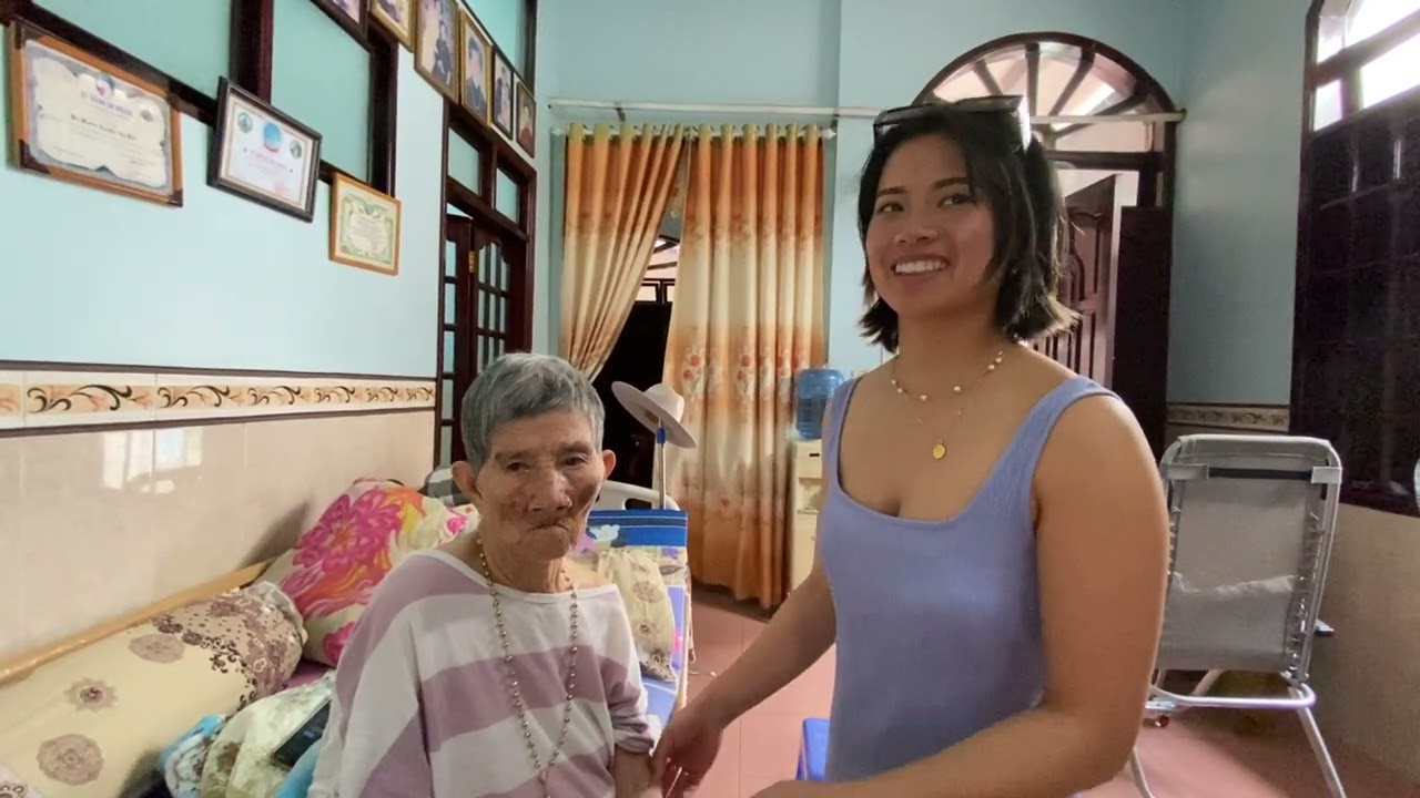 My children take care grandma,when they have short school holidays.