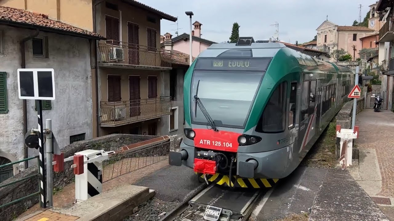 DA NON CREDERE… il paesino (Vello) CRESCE sulla FERROVIA!! passaggio a livello PIÙ PICCOLO d’ISEO