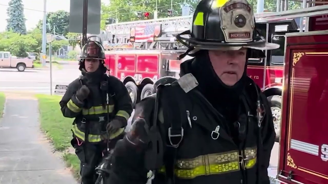 *PRE ARRIVAL* Hicksville F.D. Report of a House Fire!