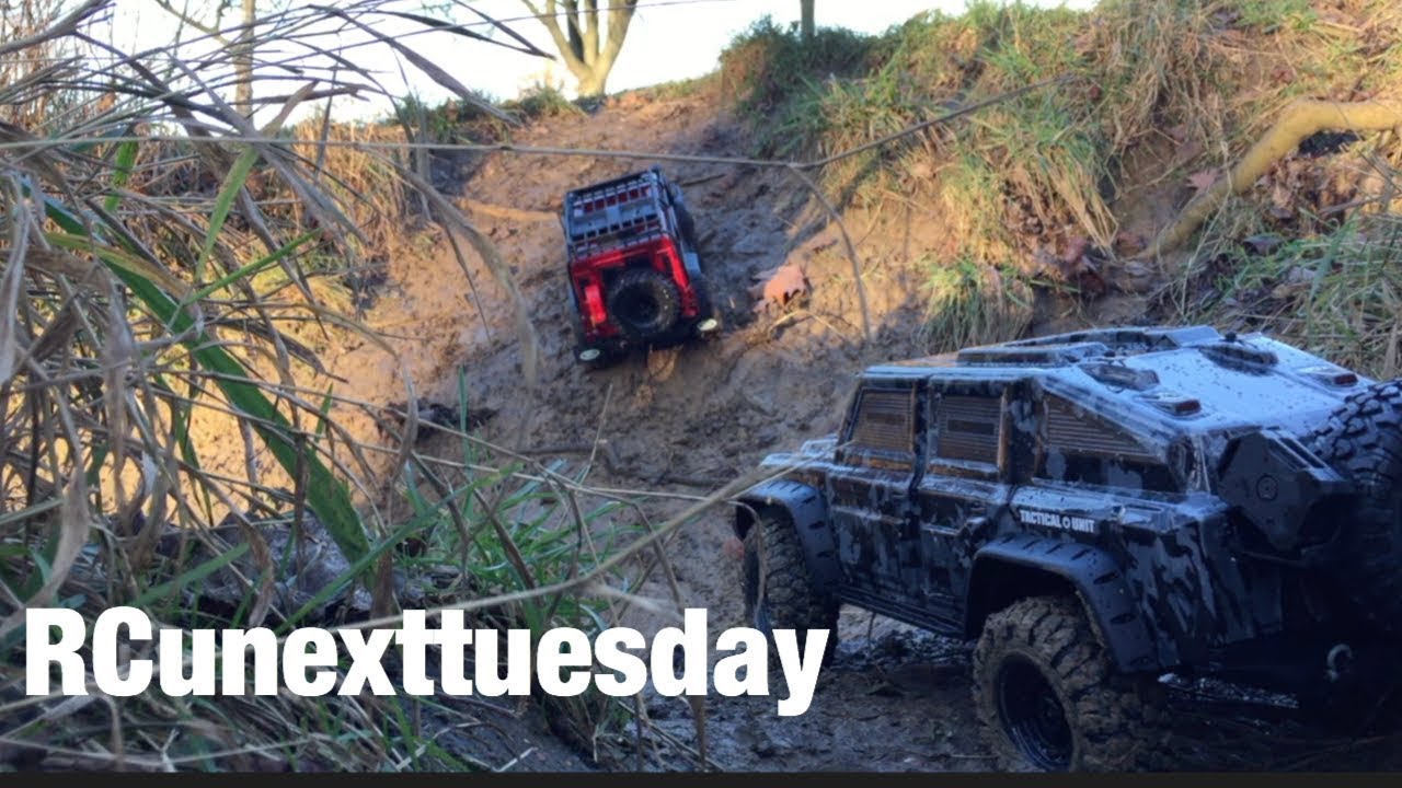 Traxxas TRX 4 Tactical Unit and Defender110 - River crossing trail