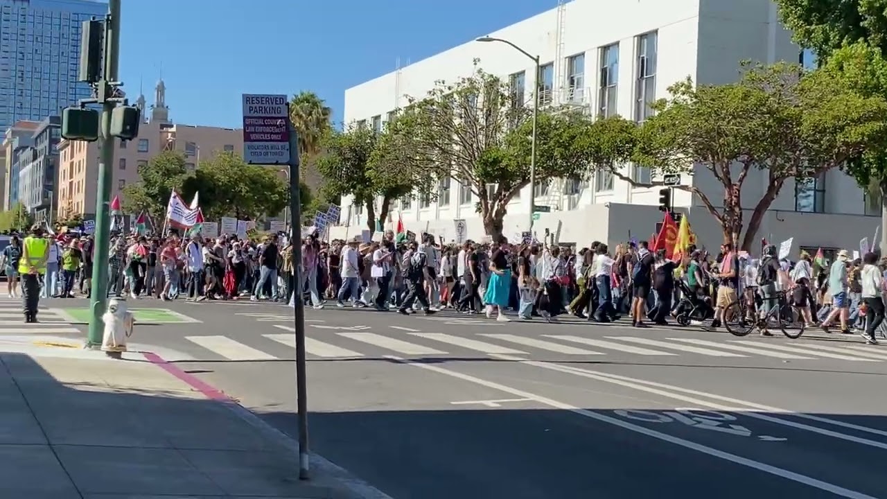 PROTESTA MASIVA EN CONTRA DE DONALD TRUMP , PALESTINA 🇵🇸 