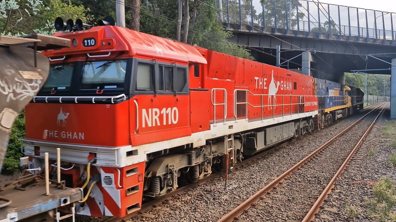 25/01/26 Pacific National Infrabuild Steel Train 7BS4 passing Pennant Hills 