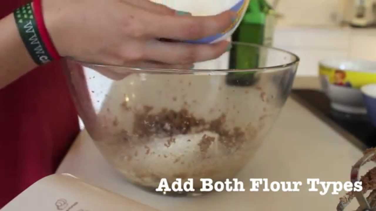 How To: Make Almond Cake Bars