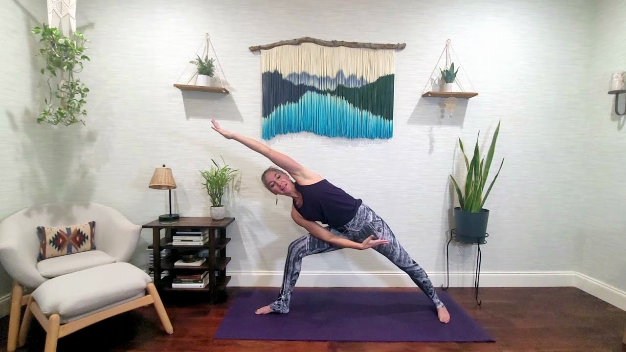 Yoga | On-The-Go Flow | 25-Minute Vinyasa Flow Practice