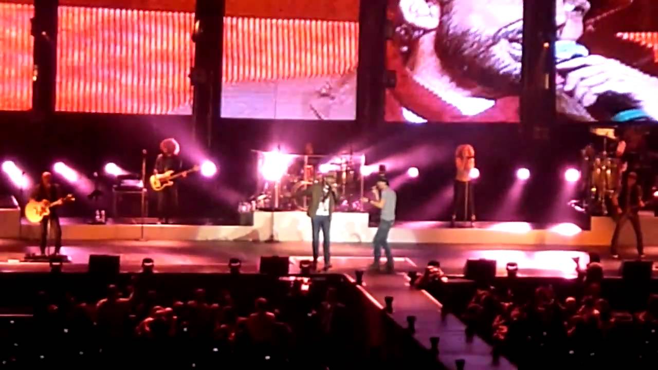 Madison Square Garden Enrique Iglesias feat. Juan Luis Guerra - Cuando Me Enamoro (Live) [HD]