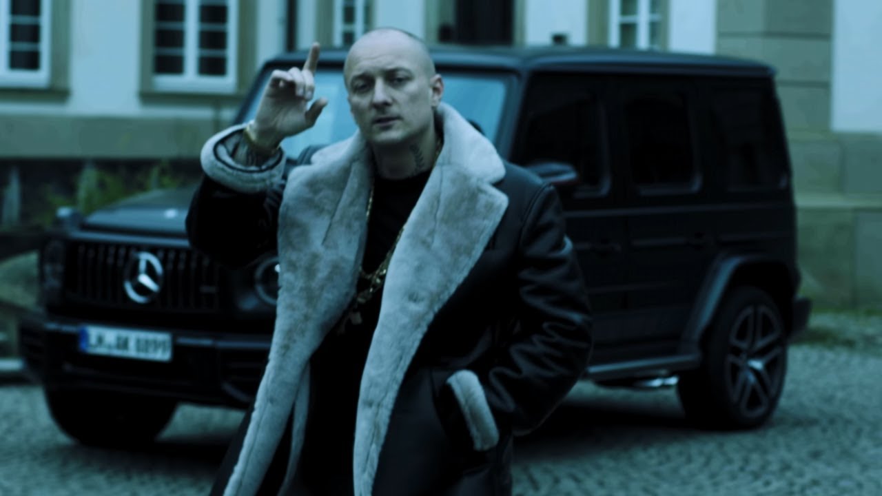 Olexesh feat. Capital Bra - High Class (prod. Bastikoko)