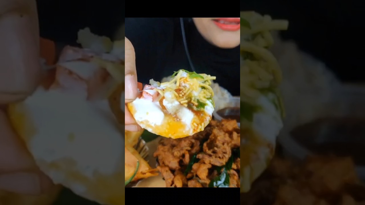 ASMR: Eating Indian Street Food Eating Challenge 😍😋 boiled egg green momo Pani Puri Mukbang🤤