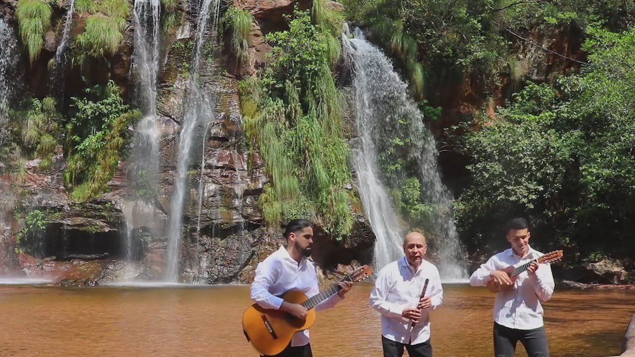 Los Laikas NUESTRO SANTA CRUZ