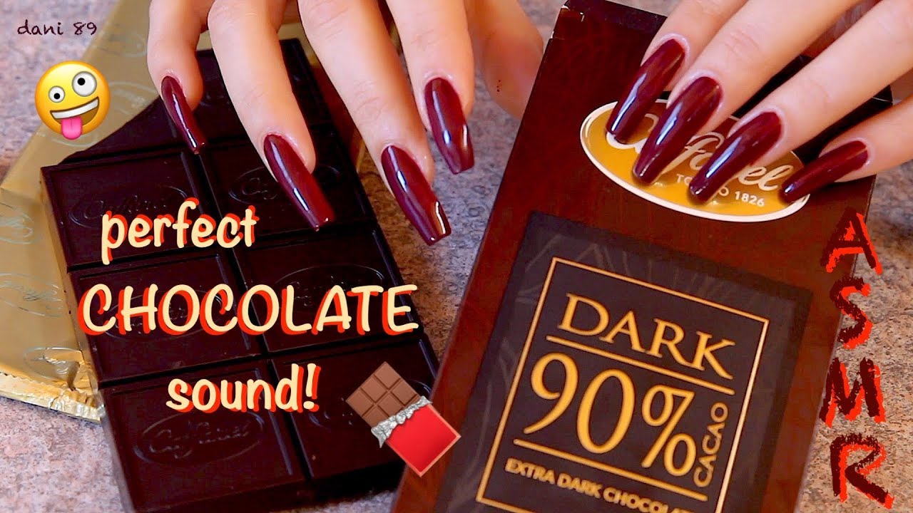 👉🏻 intense ASMR 🍫 TAPPING & SCRATCHING + SNAP a bar of extra dark CHOCOLATE + 😋 EATING SOUND! ↫ ♥️ 😍