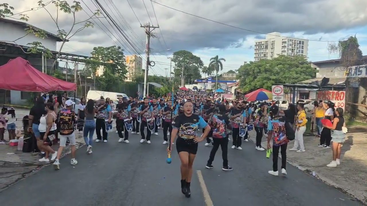 Banda Metropolitana 2025 - marcha Locademia  de policia