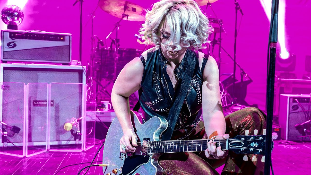 Samantha Fish crushes 