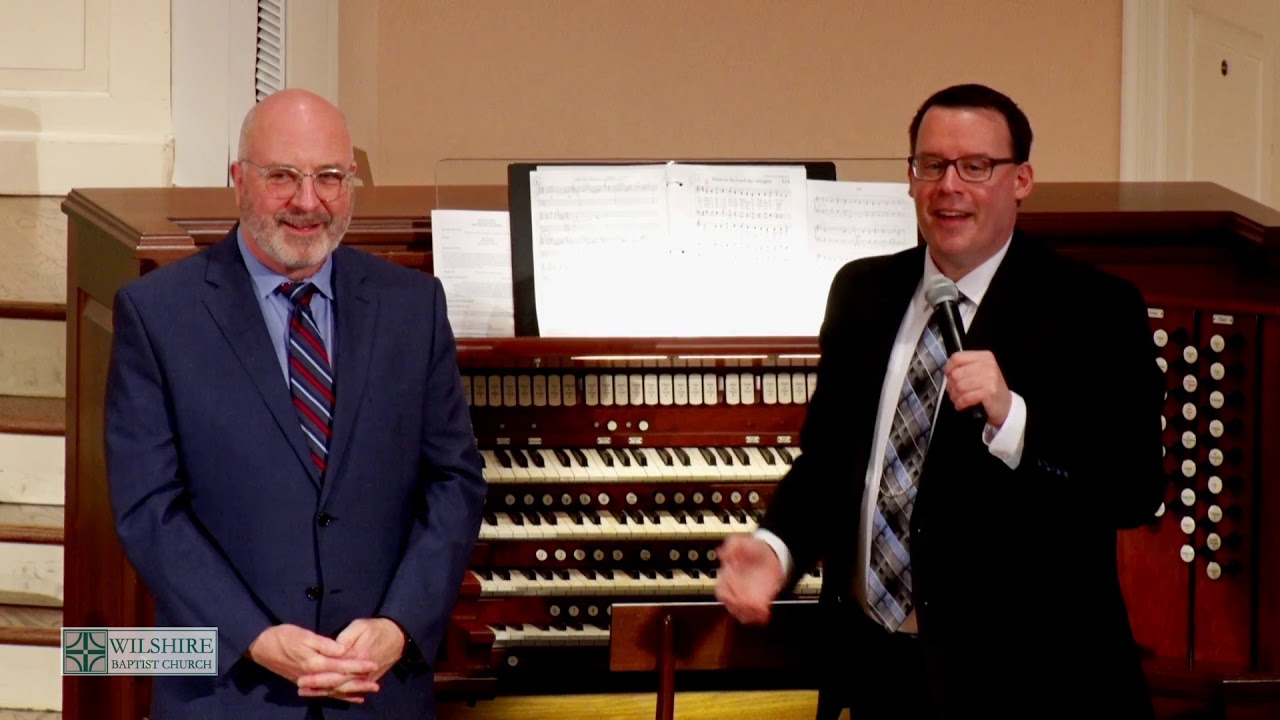 How does the organ help in worship?