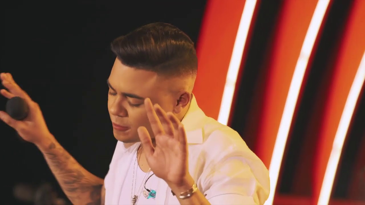 Felipe Ara&uacute;jo, L&eacute;o Santana - Aerocorpo (Ao Vivo  )